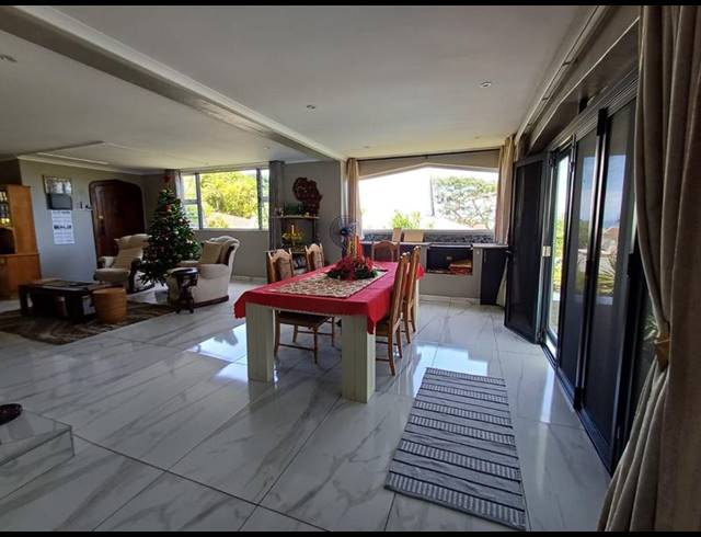 4 BEDROOM PROPERTY TO RENT IN DURBAN NORTH